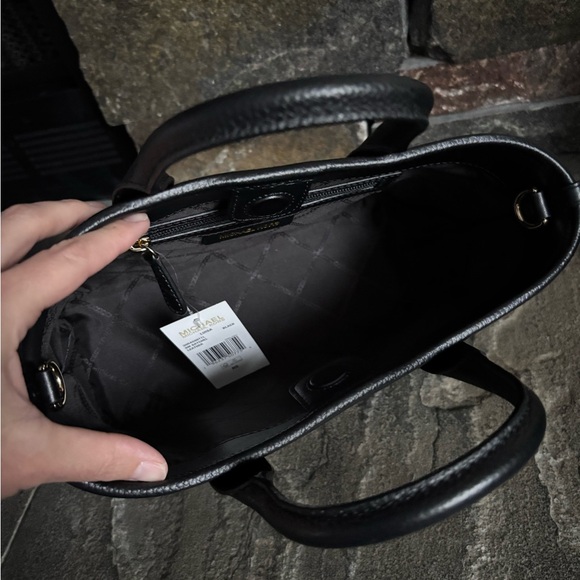 NWT Michael Kors Luisa Small Leather Satchel - Picture 9 of 13